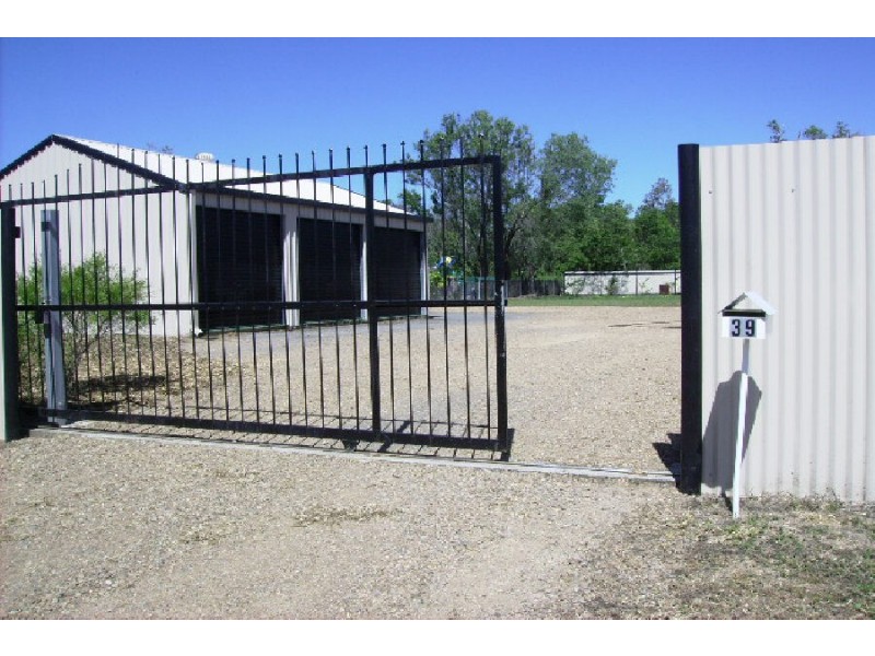 39 Bottlebrush Street, Forrest Beach QLD 4850