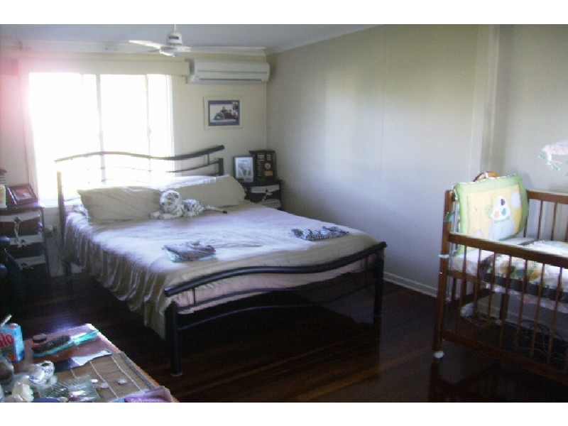 6 Row Street, Ingham QLD 4850