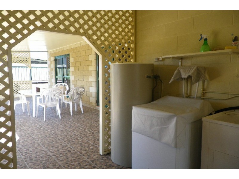 4 Waring Street, Lucinda QLD 4850