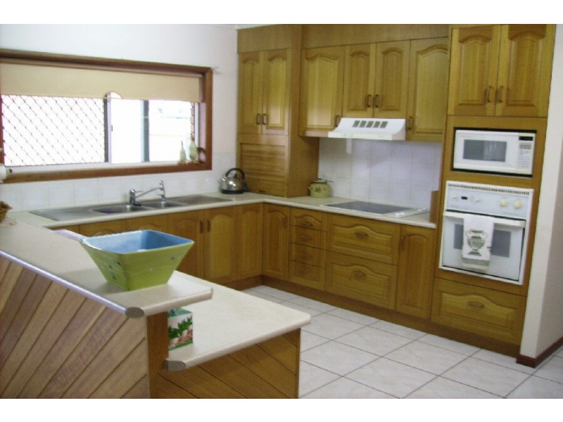 2 Moretti Street, Ingham QLD 4850