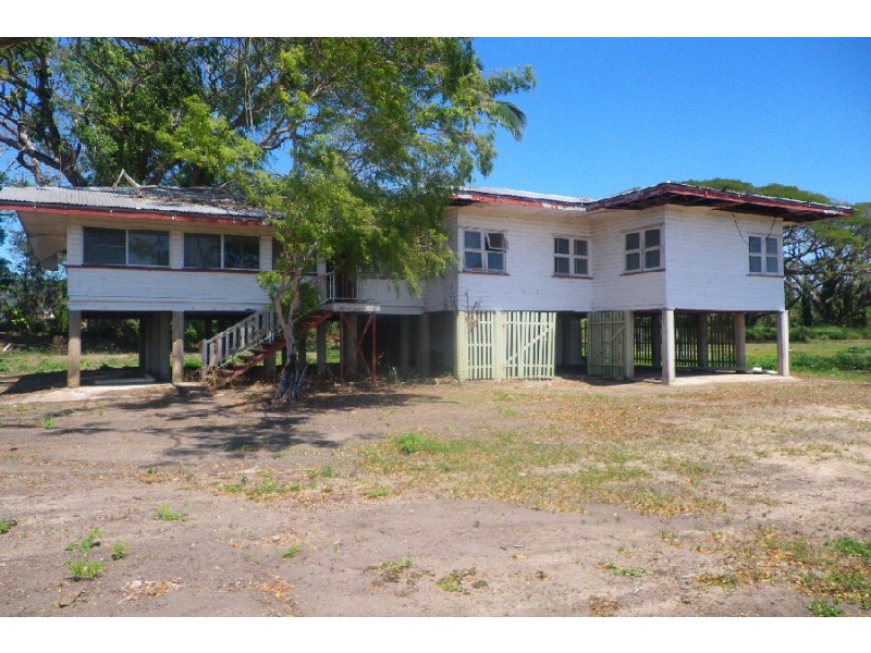 Macknade QLD 4850