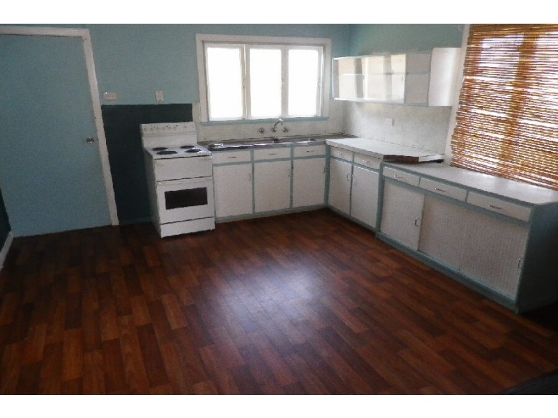 24 Dickson Street, Ingham QLD 4850