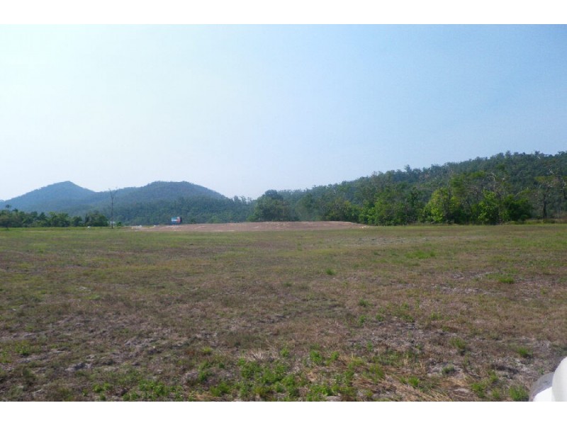 Lot 2 & 143 Bruce Highway, Bemerside QLD 4850