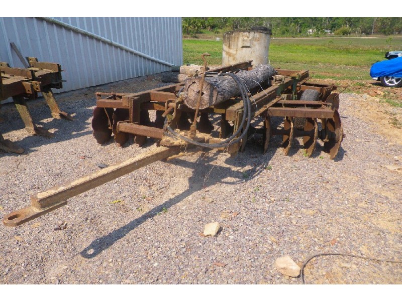 Lot 2 & 143 Bruce Highway, Bemerside QLD 4850