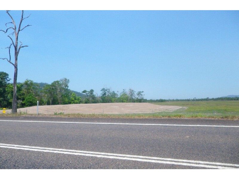 Lot 2 & 143 Bruce Highway, Bemerside QLD 4850