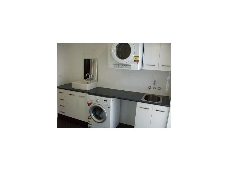 80 Musgrave Street, Halifax QLD 4850