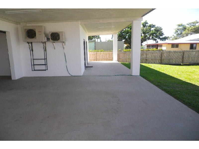 80 Musgrave Street, Halifax QLD 4850