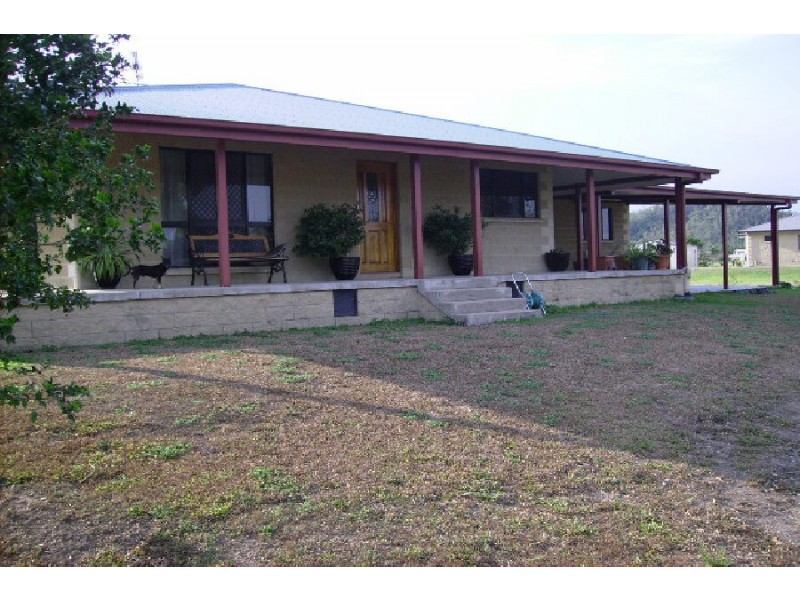 15 Girgenti’s Road, Bemerside QLD 4850