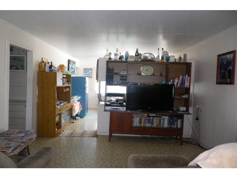 7 Dolphin Crescent, Taylors Beach QLD 4850