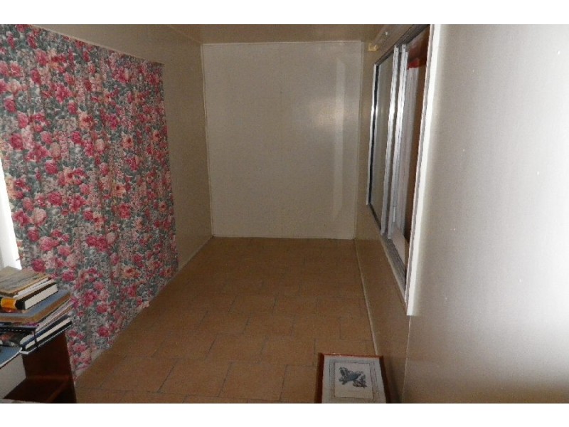 33 – 35 Scott Street, Halifax QLD 4850