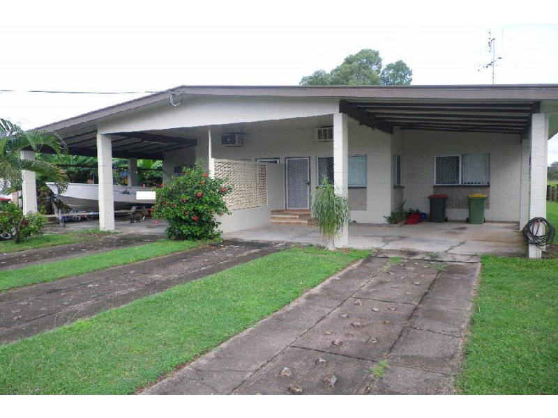 4 Carr Crescent, Lucinda QLD 4850