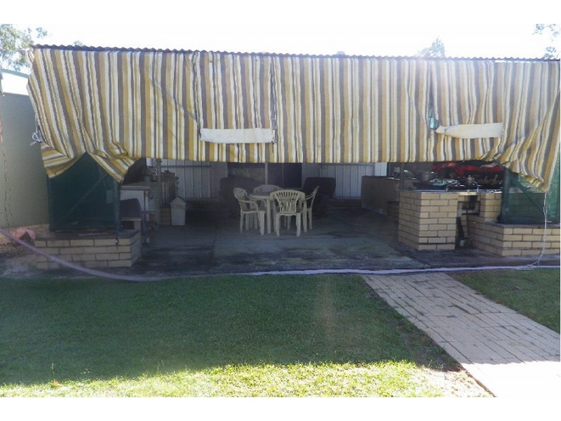 3 Ewan Road, Hidden Valley QLD 4816