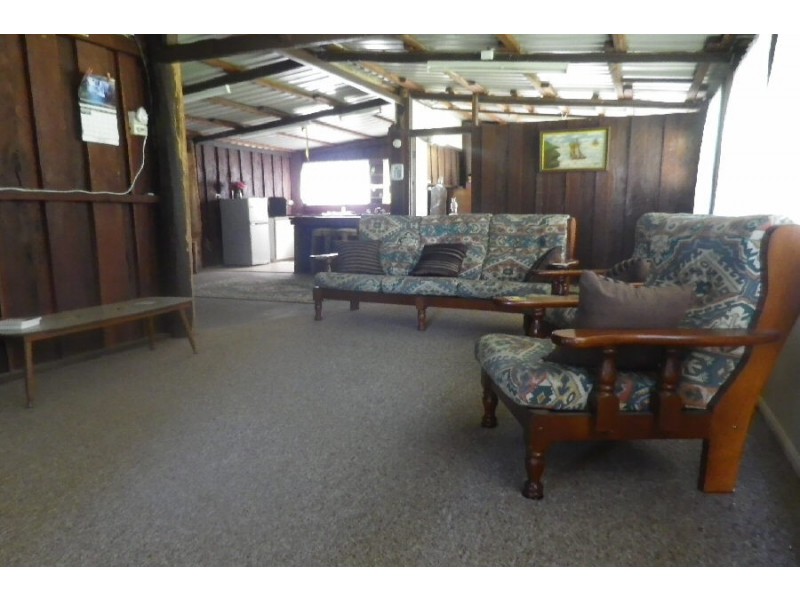 2 Ewan Road, Hidden Valley QLD 4816