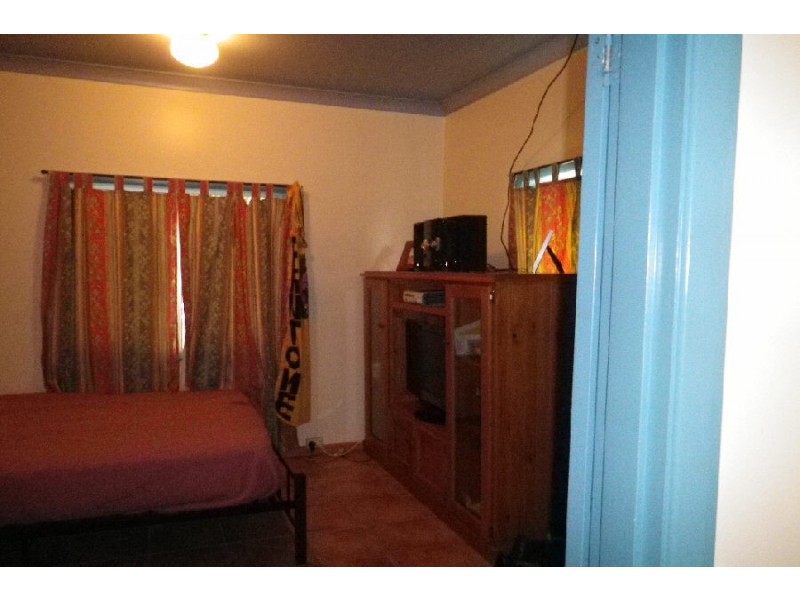 18 Davidson Street, Ingham QLD 4850