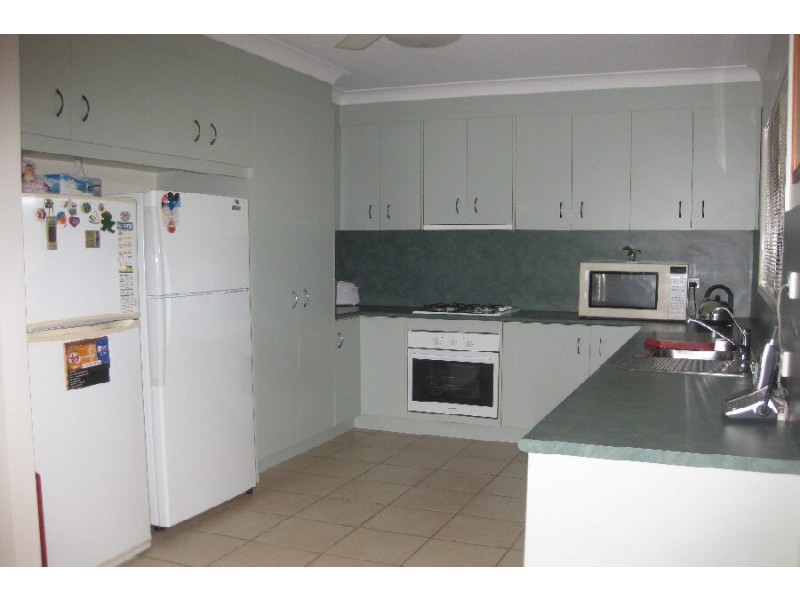 6 Mambrini Street, Halifax QLD 4850