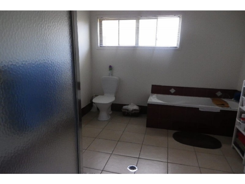 6 Mambrini Street, Halifax QLD 4850