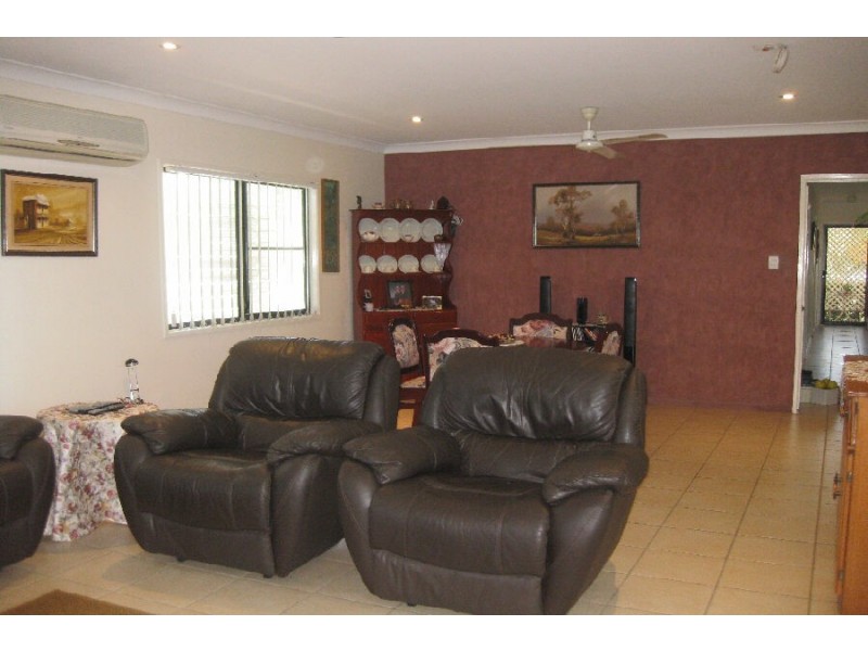 6 Mambrini Street, Halifax QLD 4850