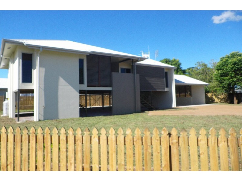 51 – 51b McIlwraith Street, Ingham QLD 4850