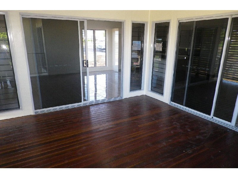 51 – 51b McIlwraith Street, Ingham QLD 4850