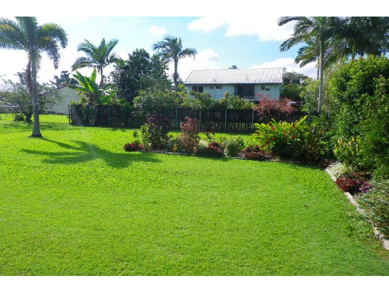 11 Simpson Street, Ingham QLD 4850