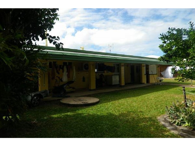 42 Carr Crescent, Lucinda QLD 4850