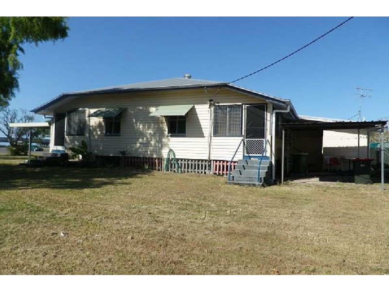 7 Bruce Parade, Lucinda QLD 4850