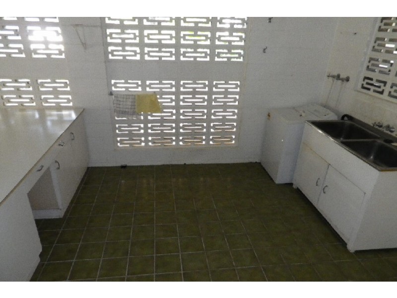 13 Atkinson Street, Lucinda QLD 4850