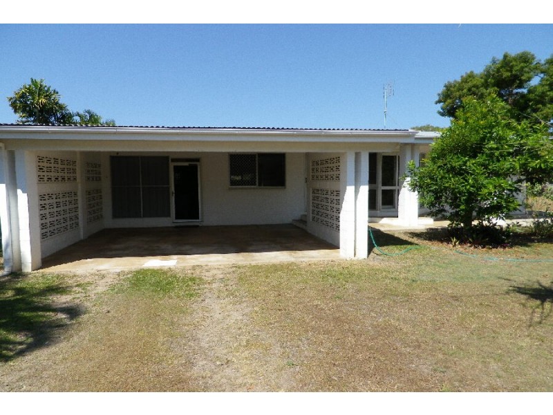 13 Atkinson Street, Lucinda QLD 4850