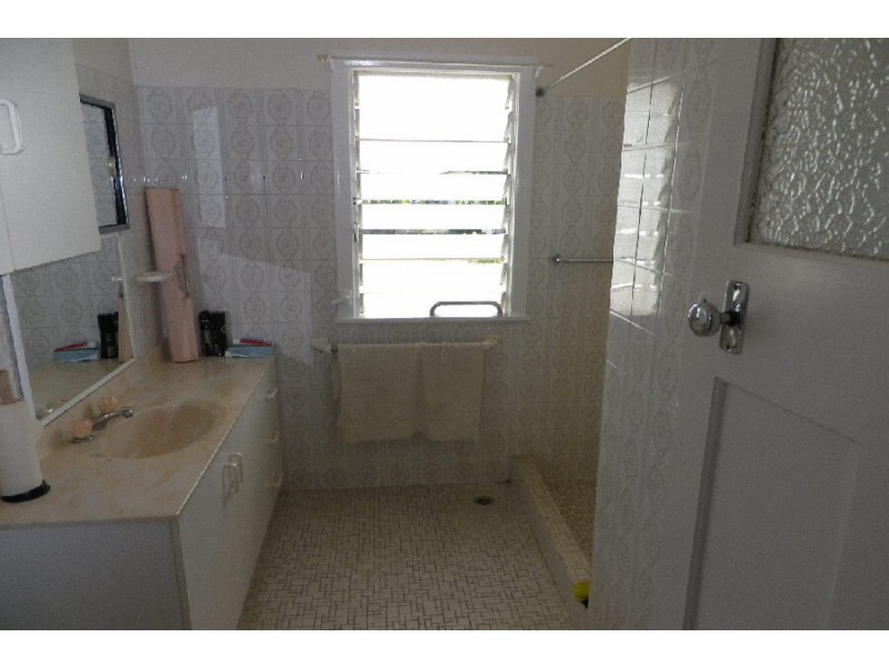 33 Atkinson Street, Ingham QLD 4850