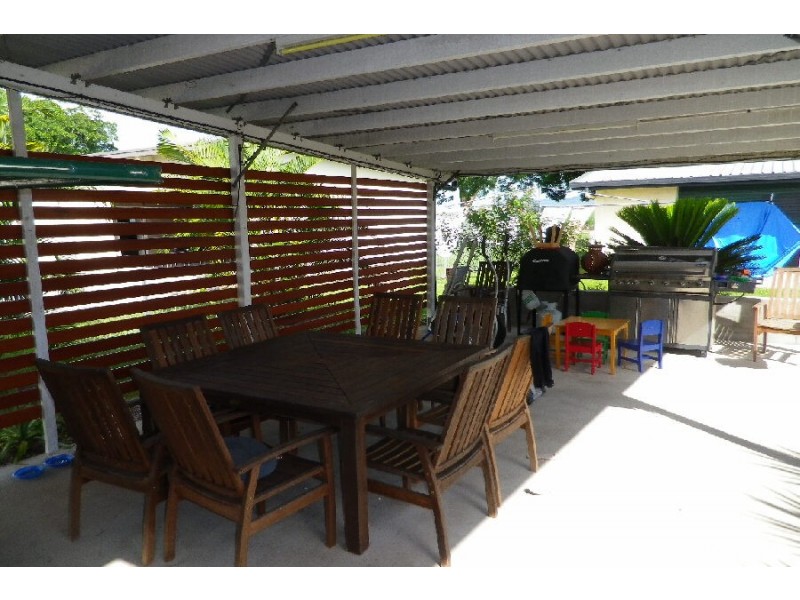 17 Mylrea Street, Ingham QLD 4850