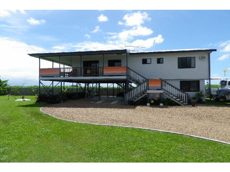 14 Hinchinbrook Court, Halifax QLD 4850