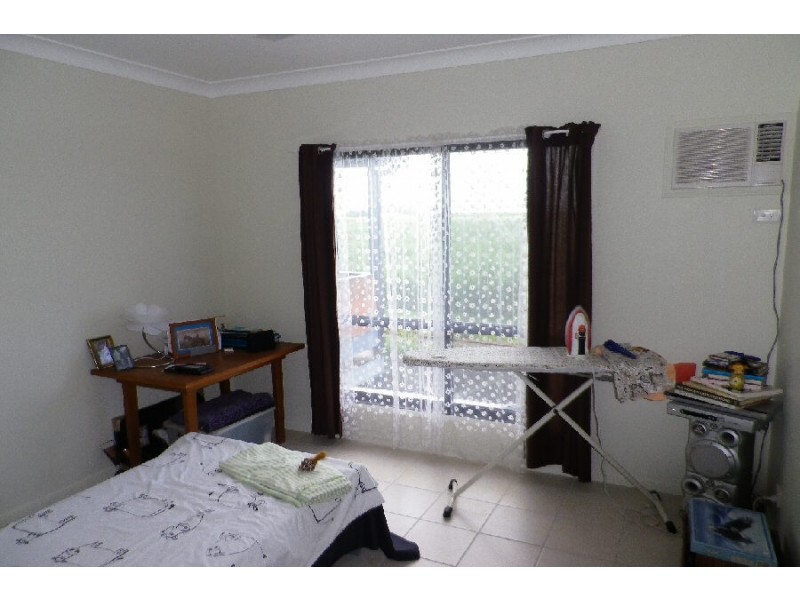 14 Hinchinbrook Court, Halifax QLD 4850