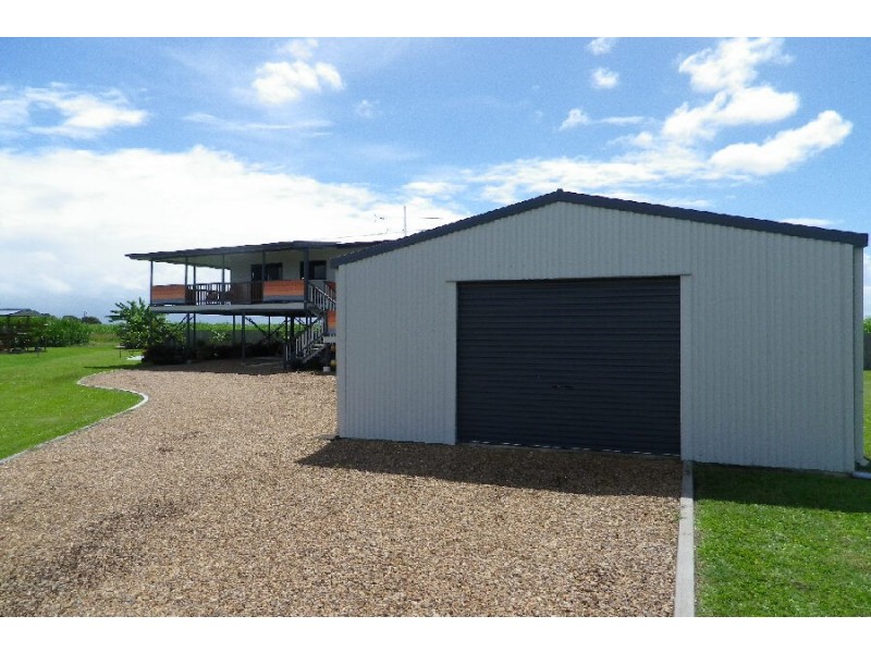 14 Hinchinbrook Court, Halifax QLD 4850