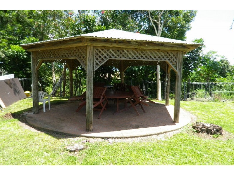 13 Britton Street, Trebonne QLD 4850