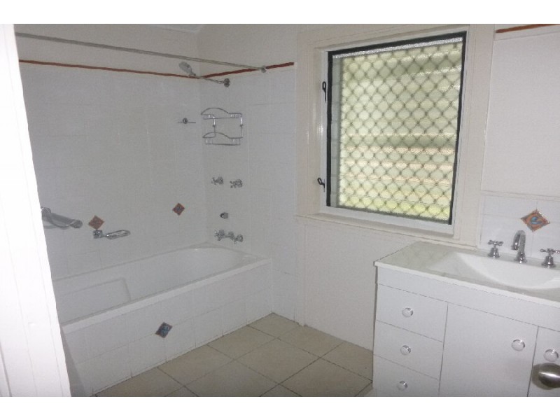 19 Anderssen Street, Halifax QLD 4850
