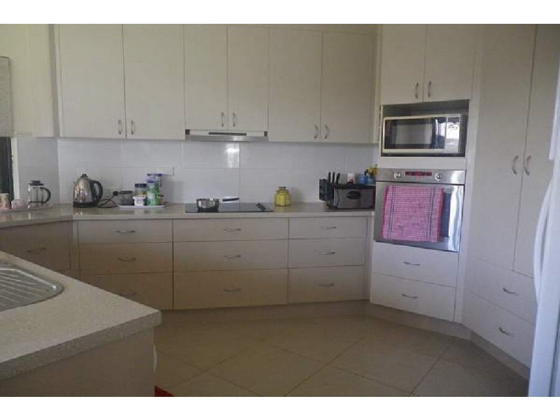 1 Gowland Street, Kurrimine Beach QLD 4871