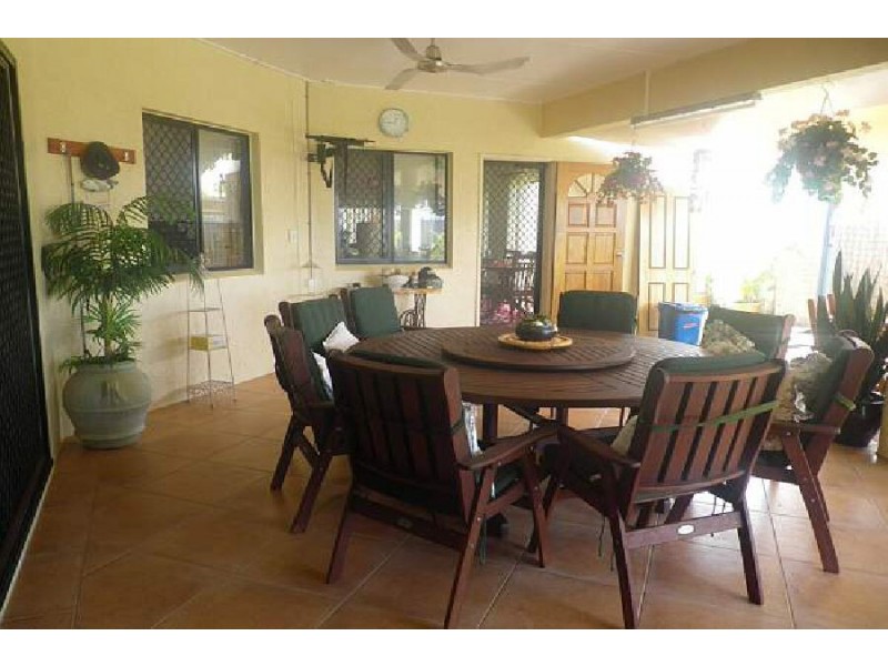 1 Gowland Street, Kurrimine Beach QLD 4871