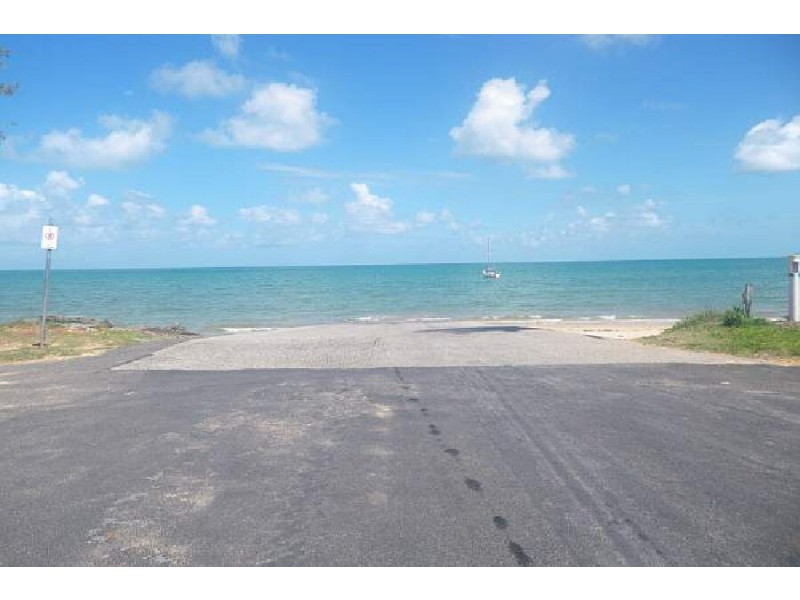 1 Gowland Street, Kurrimine Beach QLD 4871