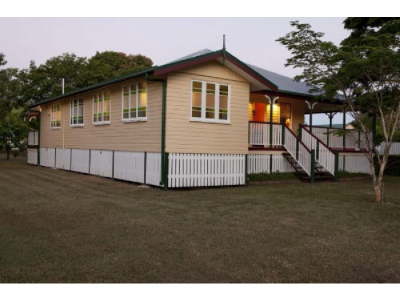 27 Gossner Street, Lucinda QLD 4850