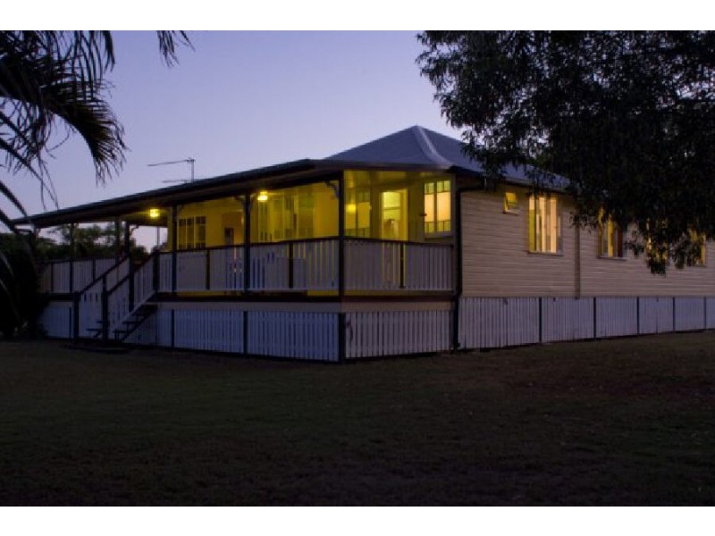27 Gossner Street, Lucinda QLD 4850