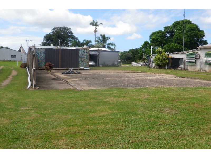 14 Macrossan Street, Halifax QLD 4850