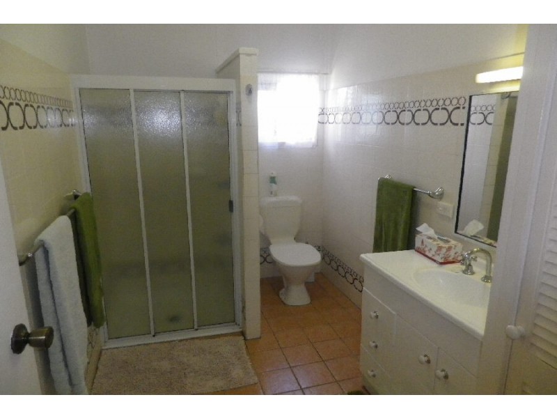 17 MacDonald Street, Ingham QLD 4850