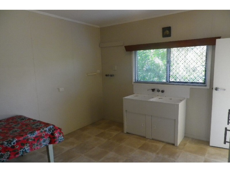 17 MacDonald Street, Ingham QLD 4850