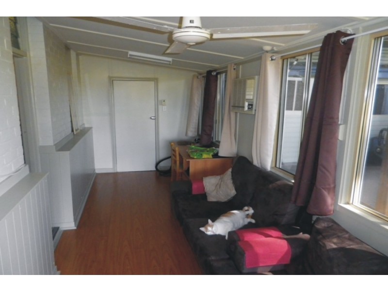 Long Pocket QLD 4850