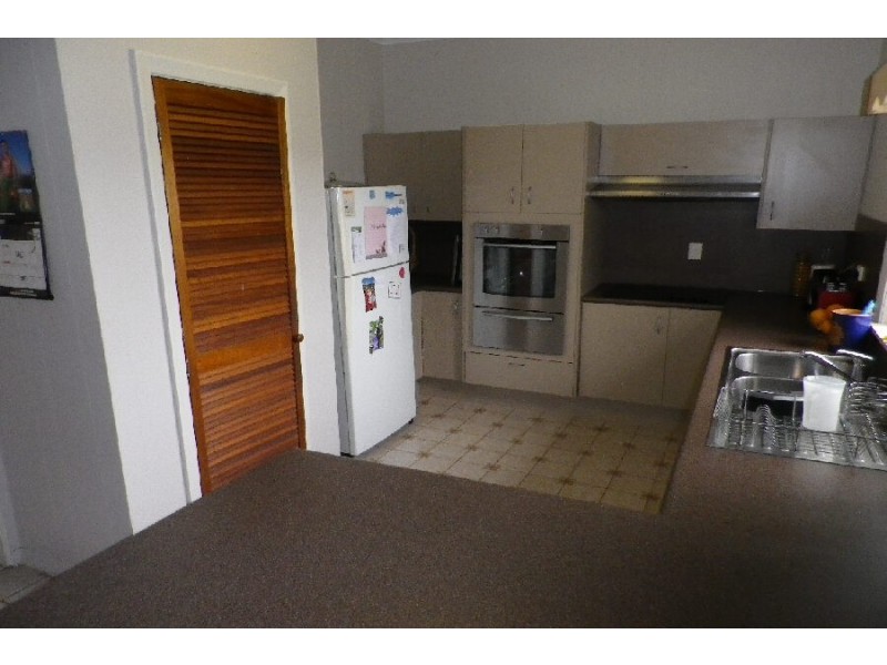 16 Mylrea Street, Ingham QLD 4850