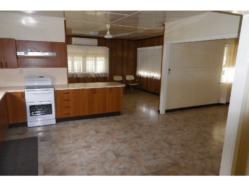 4 Abbott Street, Ingham QLD 4850