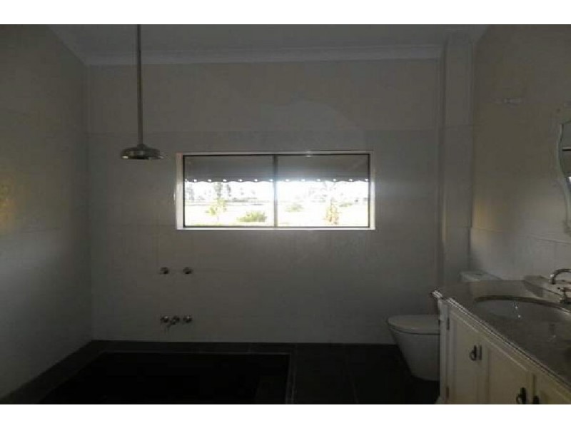 46999 Bruce Highway, Bambaroo QLD 4850