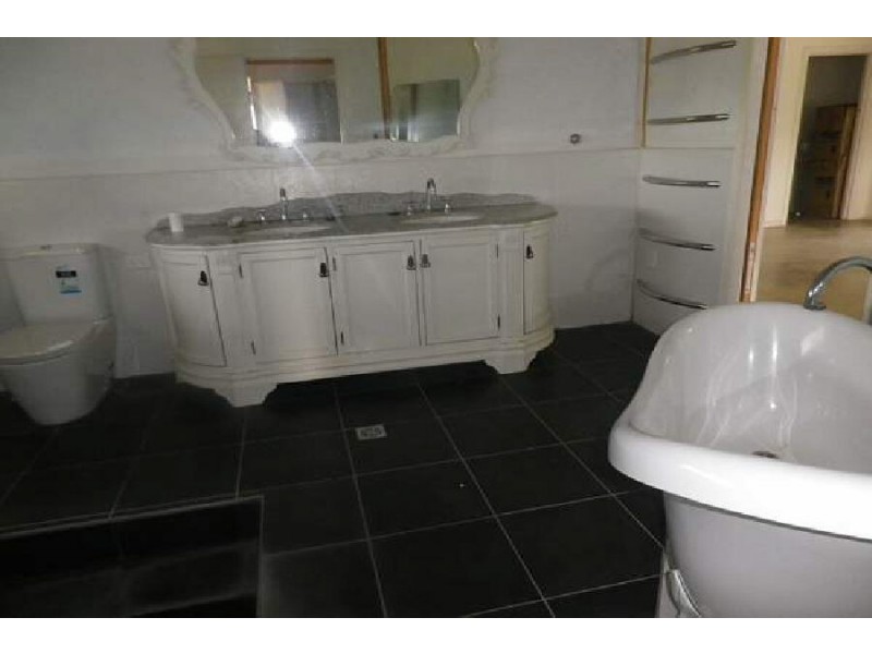 46999 Bruce Highway, Bambaroo QLD 4850