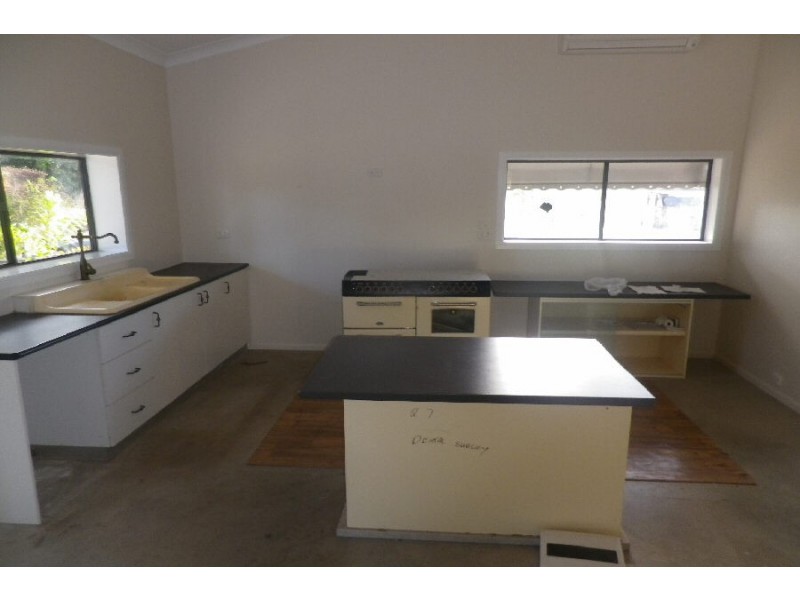 46999 Bruce Highway, Bambaroo QLD 4850