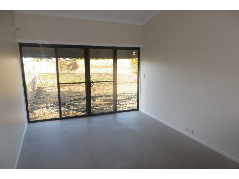 46999 Bruce Highway, Bambaroo QLD 4850